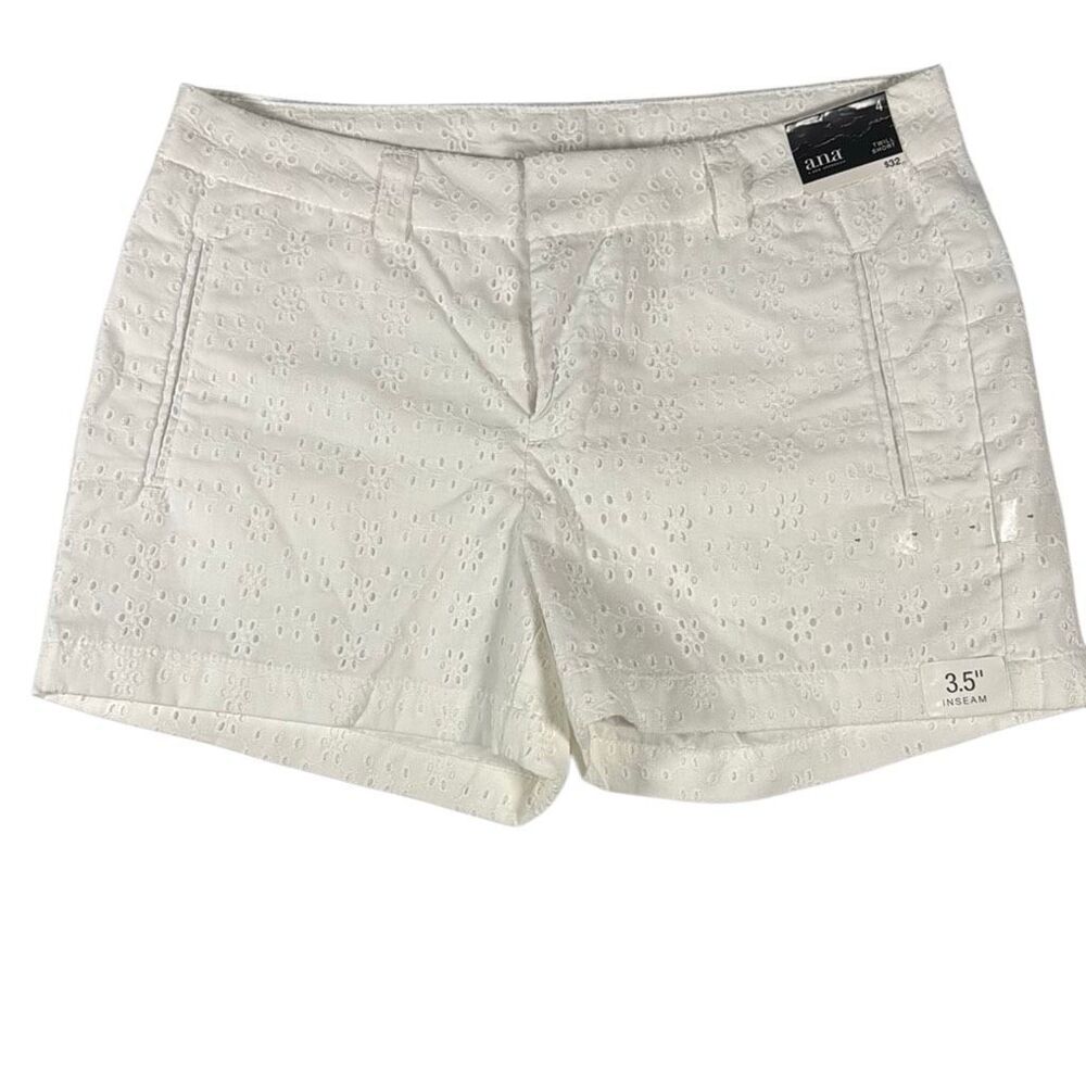 a.n.a. White Eyelet Twill Shorts Size 4 NWT 3.5” Inseam Cotton Floral
